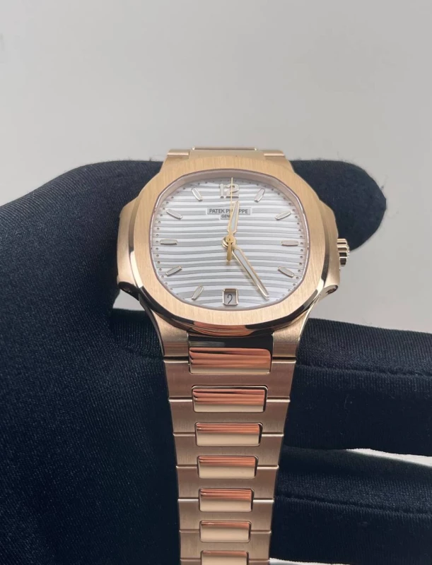 Patek Philippe Lady 7118 7118/1R-001 5