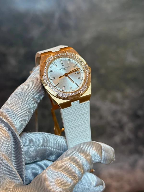 Vacheron Constantin OVERSEAS 1205V/000R-B592 2