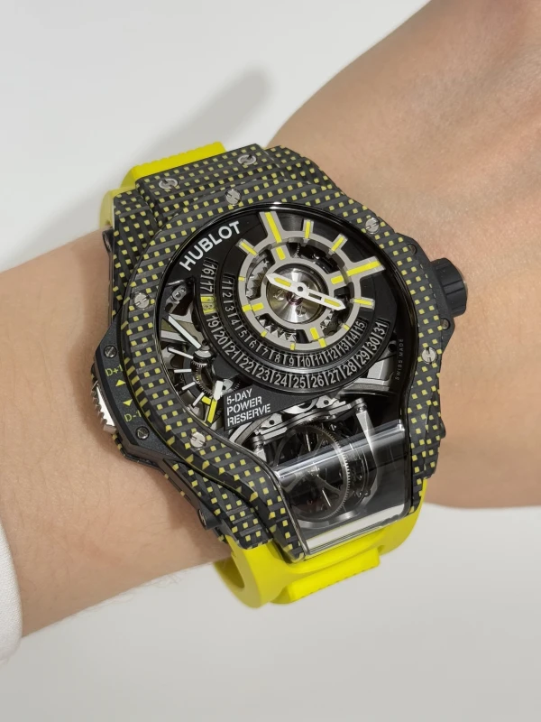 Hublot TOURBILLON BI-AXIS YELLOW 3D CARBON 909.QDY.1120.RX 7