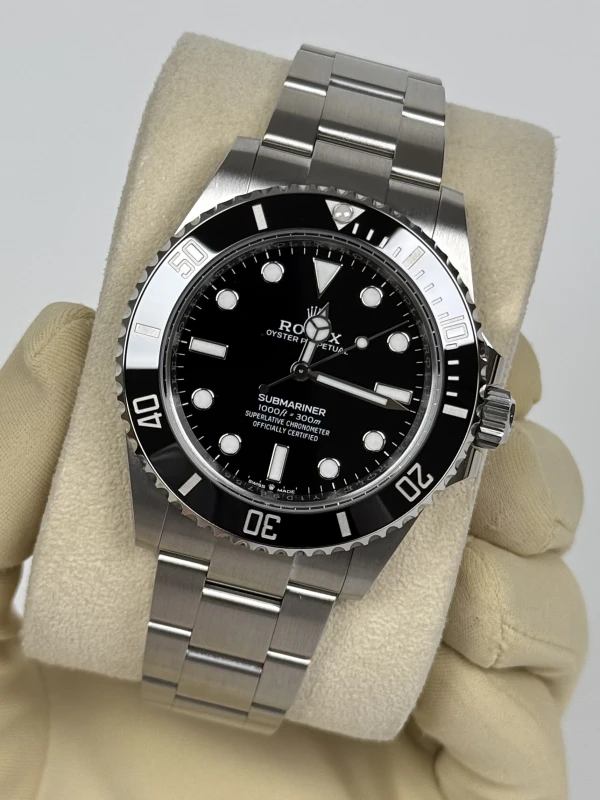 Rolex 41 mm Steel 124060-0001 4