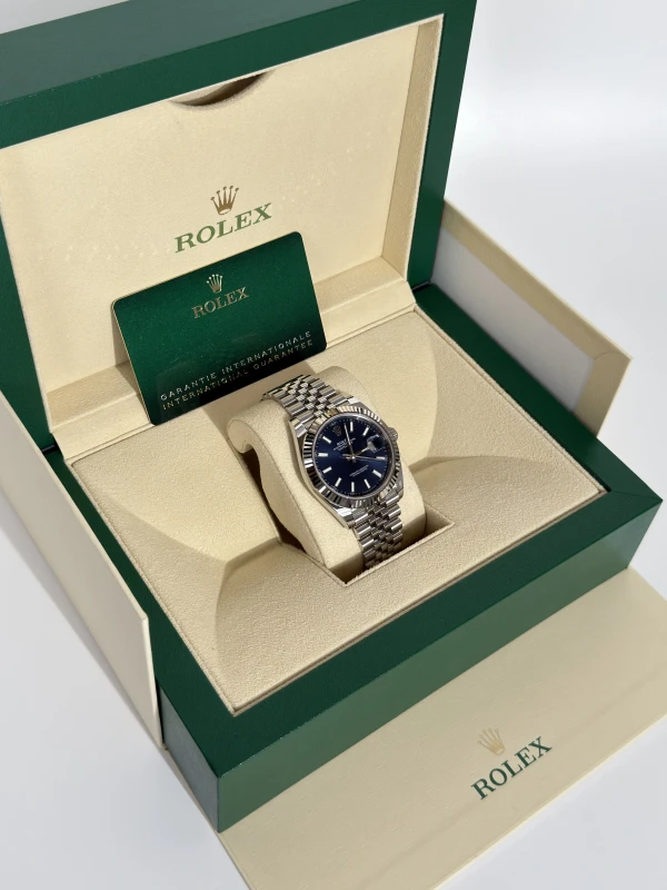 Rolex 41 mm, steel and white gold 126334-0002 5
