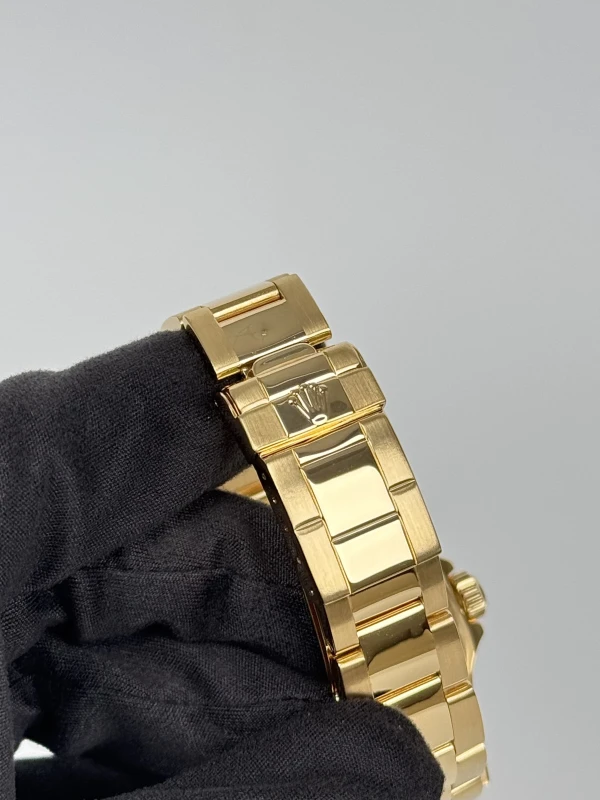 Rolex Yacht-Master 40mm Yellow Gold Blue 16628 7