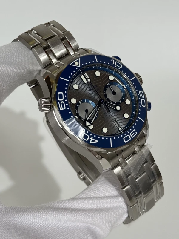 Omega Diver 300M Co-Axial Master Chronometer Chronograph 210.30.44.51.06.001 2