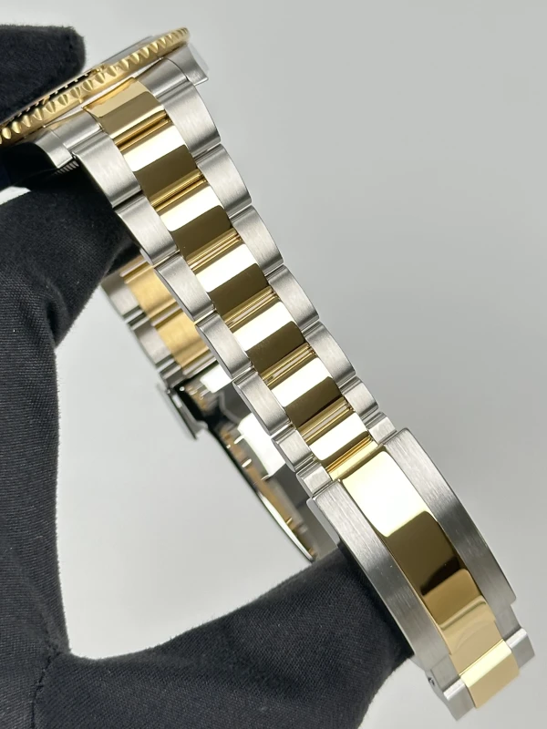 Rolex Date 41 mm Steel and Yellow Gold 126613ln-0002 5