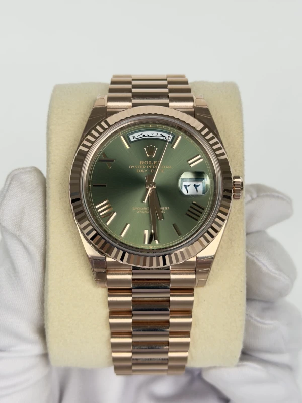Rolex 40 mm Everose Gold 228235-0025 2