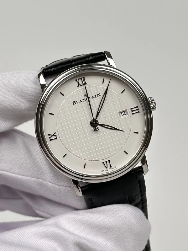 Blancpain Ultra-Slim Automatic 40mm Date 6651-1143-55B 3