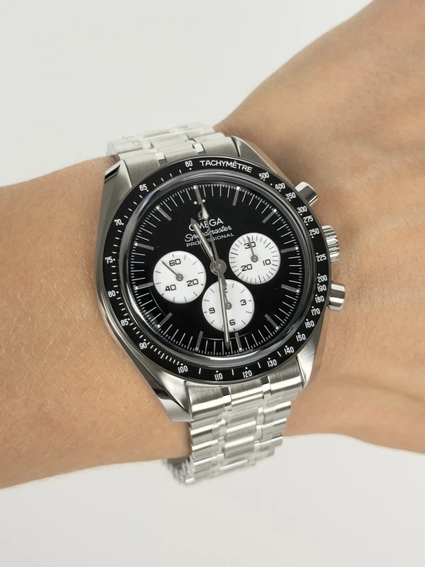 Omega Moonwatch Professional Co‑Axial Master Chronometer Chronograph 42 mm 310.30.42.50.01.004 4