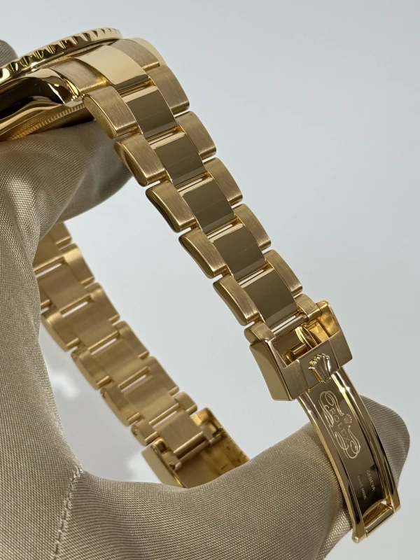 Rolex II 44mm Yellow Gold 116688-0002 4