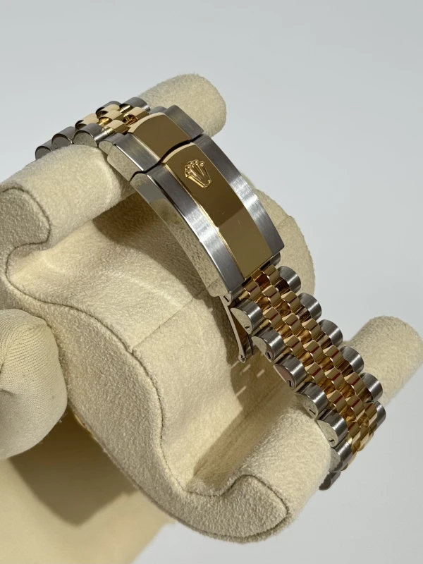 Rolex 36 mm, Oystersteel, yellow gold and diamonds 126283rbr-0017 4