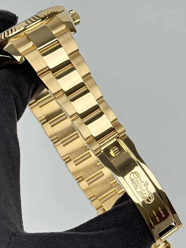 Rolex 42mm Yellow Gold 326938 Champagne 6