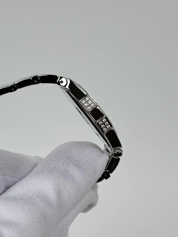 Omega 1586.70.00 4