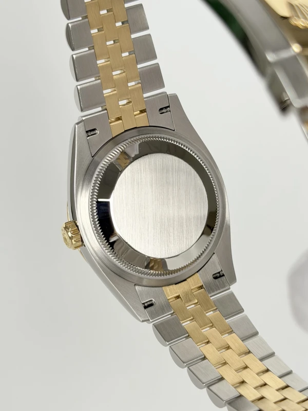 Rolex 36 mm, Oystersteel and yellow gold 126233-0025 4