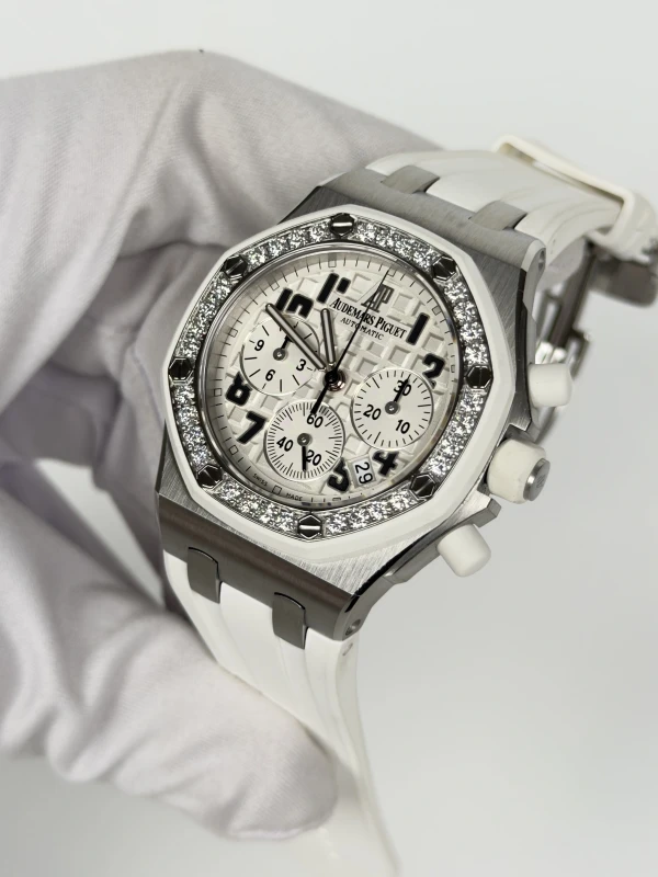 Audemars Piguet Offshore Chronograph 26048SK.ZZ.D010CA.01 3