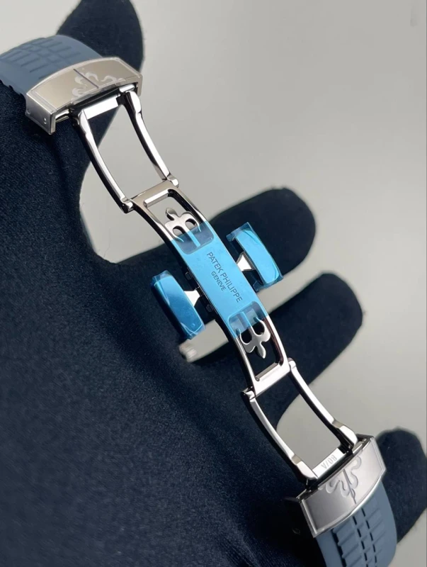 Patek Philippe 5164G-001 7