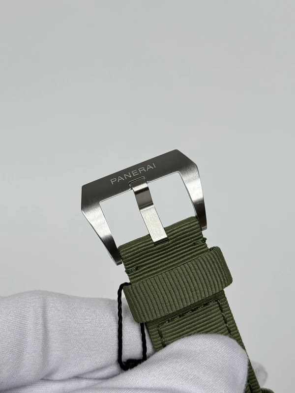 Panerai QuarantaQuattro Verde Smeraldo PAM01287 8
