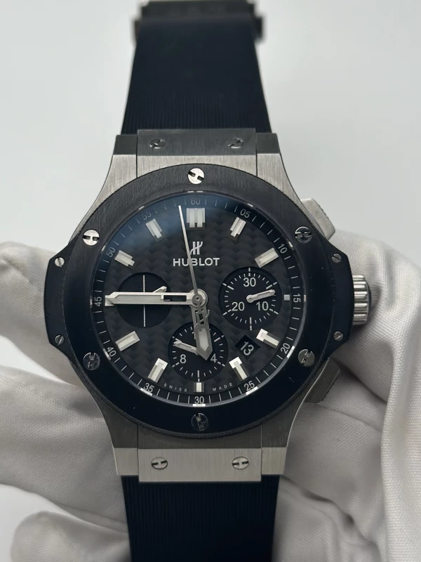 Hublot EVOLUTION STEEL CERAMIC 301.SM.1770.RX 2
