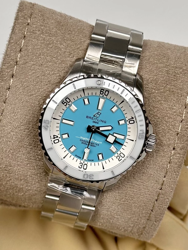 Breitling SUPEROCEAN AUTOMATIC 36 A17377211C1A1 4