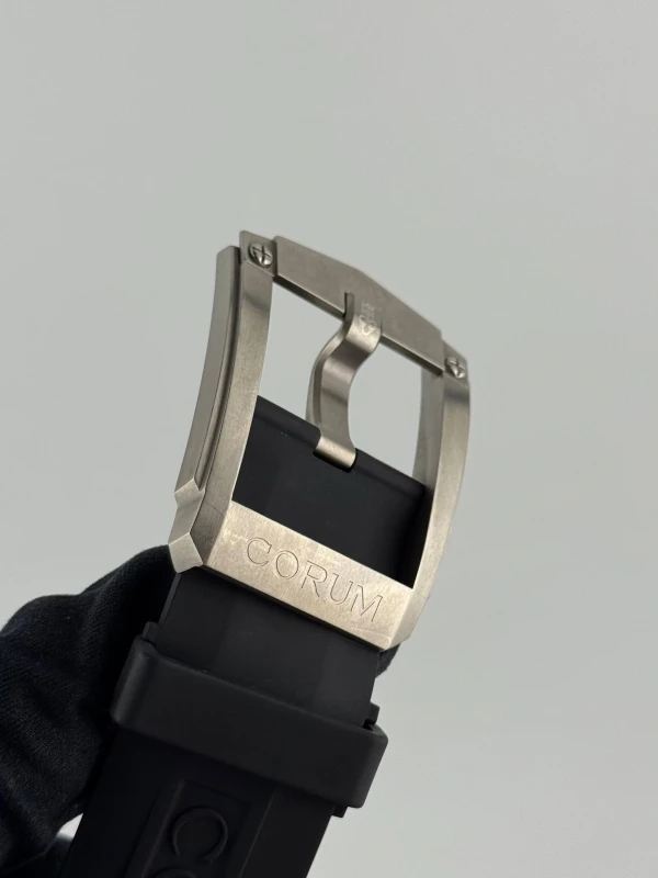 Corum Deep Hull 48 947.950.04/0371 AN12 7