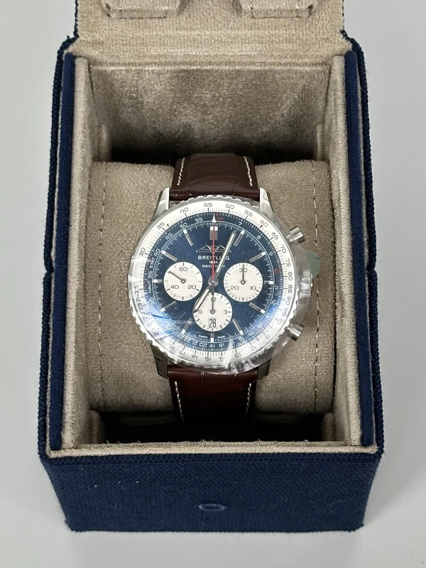 Breitling B01 CHRONOGRAPH 46 AB0137211C1P1 5