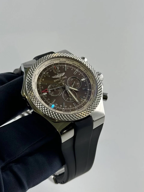 Breitling GMT Chronograph a4736212 3