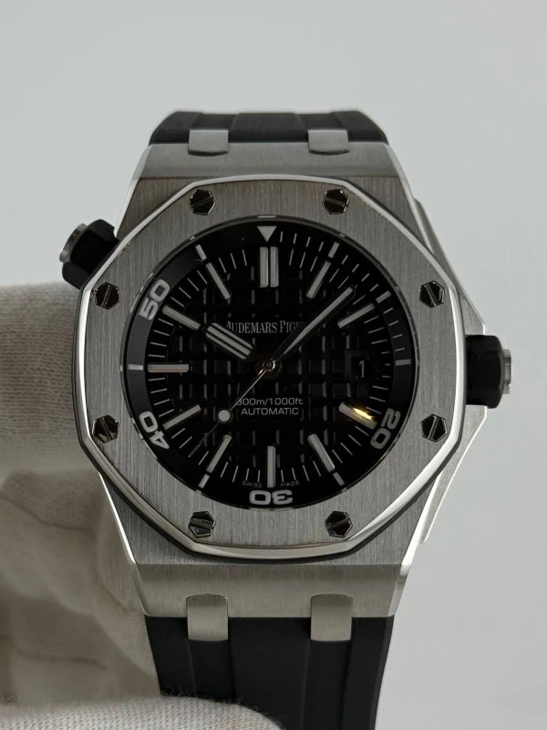 Audemars Piguet Diver 15703ST.OO.A002CA.01 3