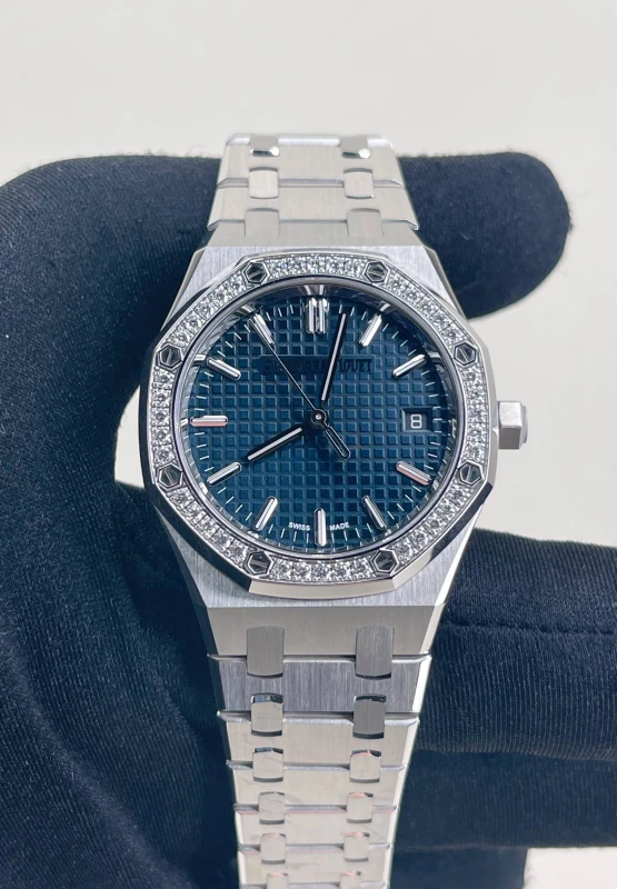 Audemars Piguet Royal Oak Selfwinding "50th Anniversary" 37 mm 15551ST.ZZ.1356ST.02 5