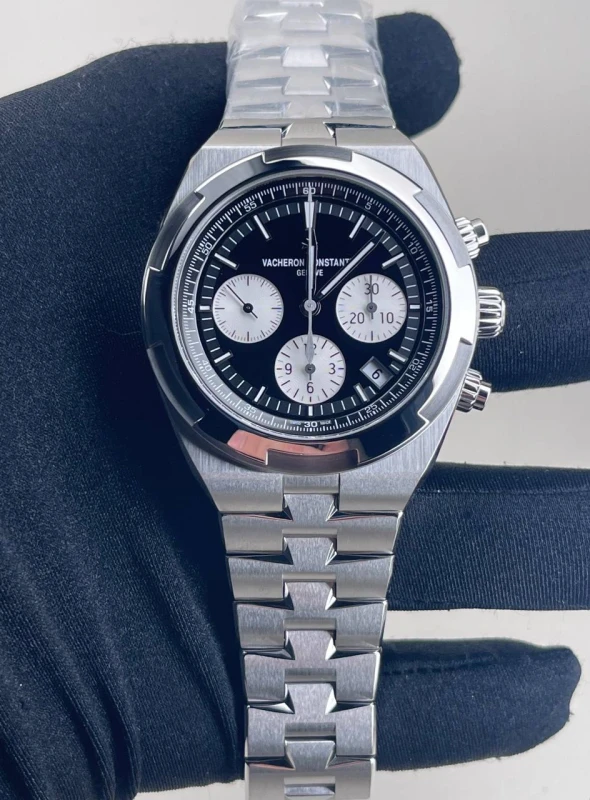 Vacheron Constantin CHRONOGRAPH 5520V/210A-B481 5