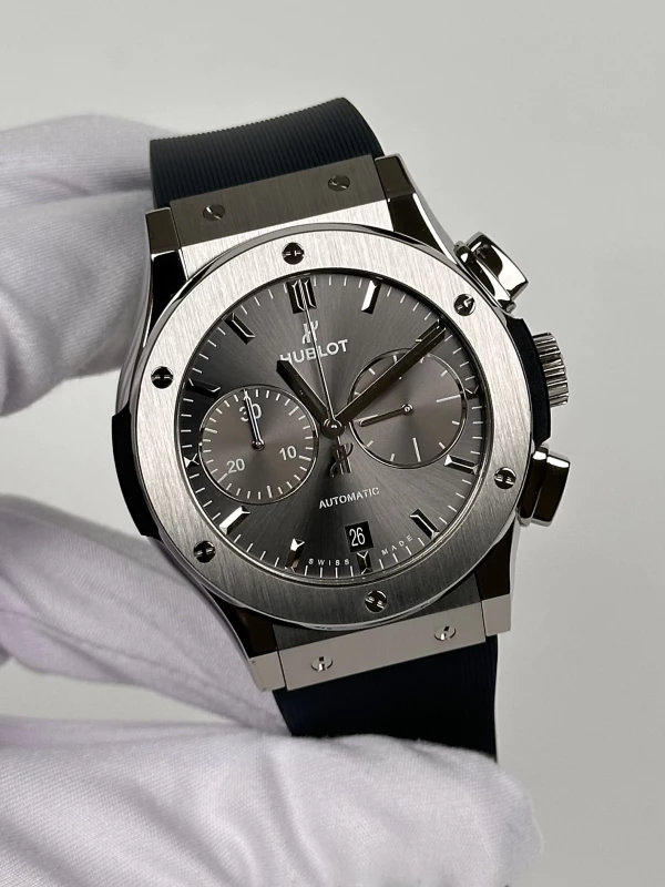 Hublot Classic Fusion Chronograph 45 mm 521.NX.7071.RX 3