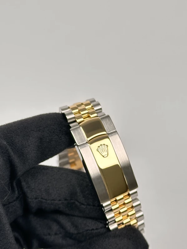 Rolex 41mm Steel and Yellow Gold 126333-0010 7