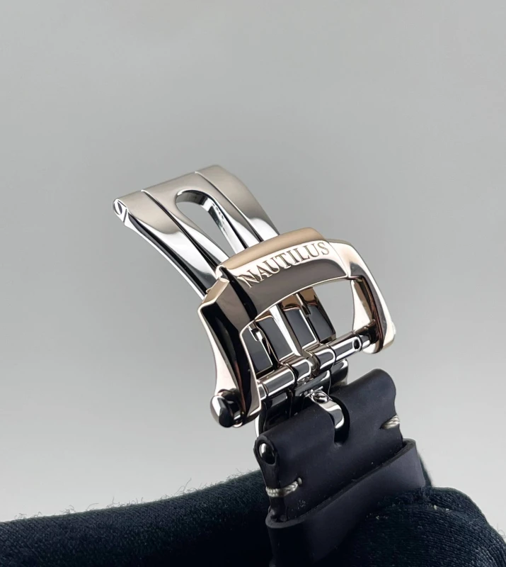 Patek Philippe Rose White Gold 5712GR-001 7