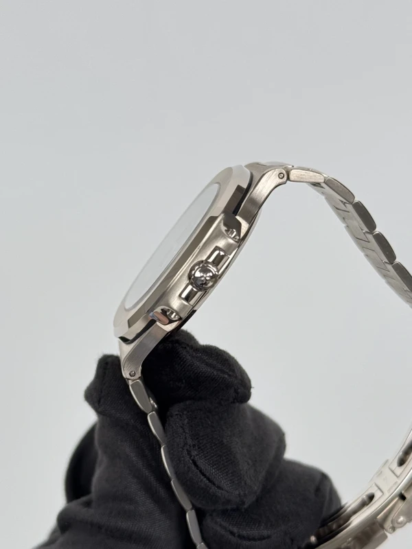 Patek Philippe 3711/1G 3711/1G-001 5