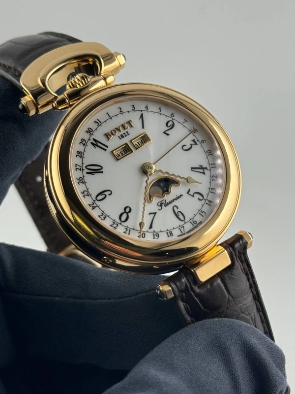 Bovet 42 triple date 6