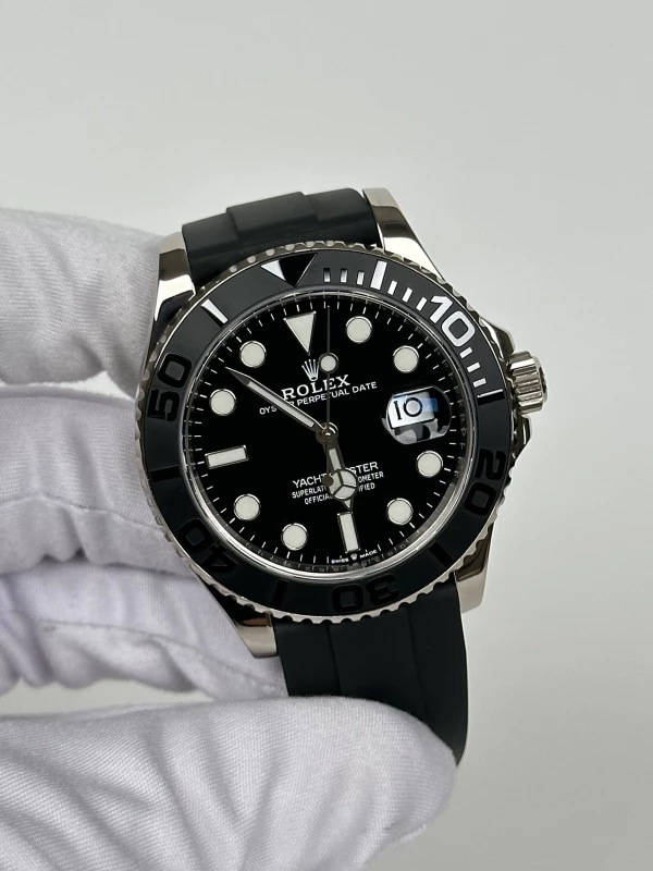 Rolex Oyster, 42 mm, white gold 226659-0002 3