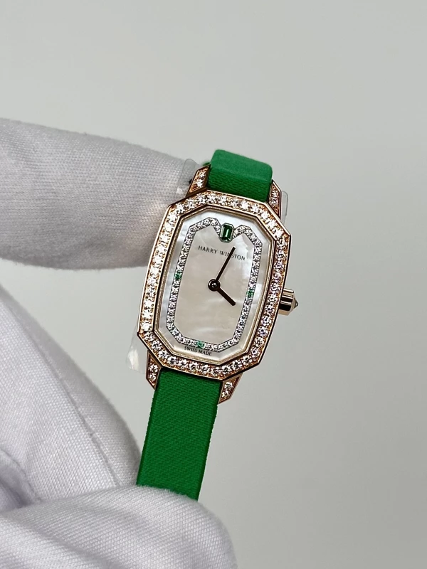Harry Winston Emerald Quartz 24 mm EMEQHM18RR014 4