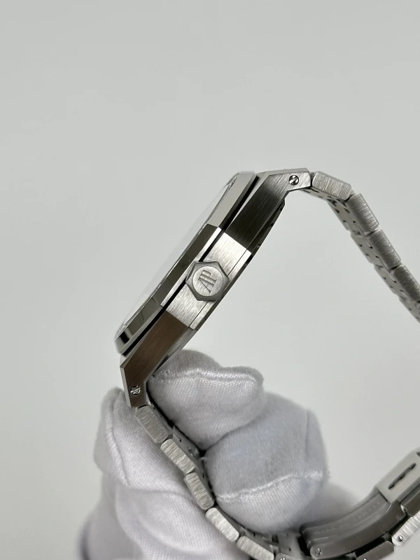 Audemars Piguet Selfwinding 37 mm 15551ST.ZZ.1356ST.05 4
