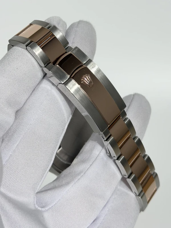 Rolex 41 mm, Oystersteel and Everose gold 126331-0003 3