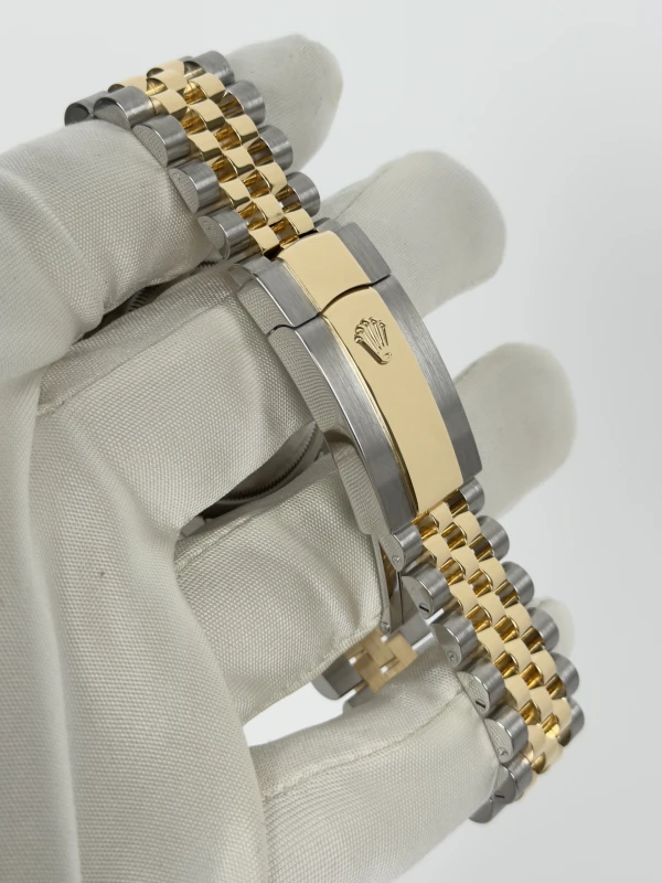 Rolex 36 mm, Oystersteel and yellow gold 126233-0025 3
