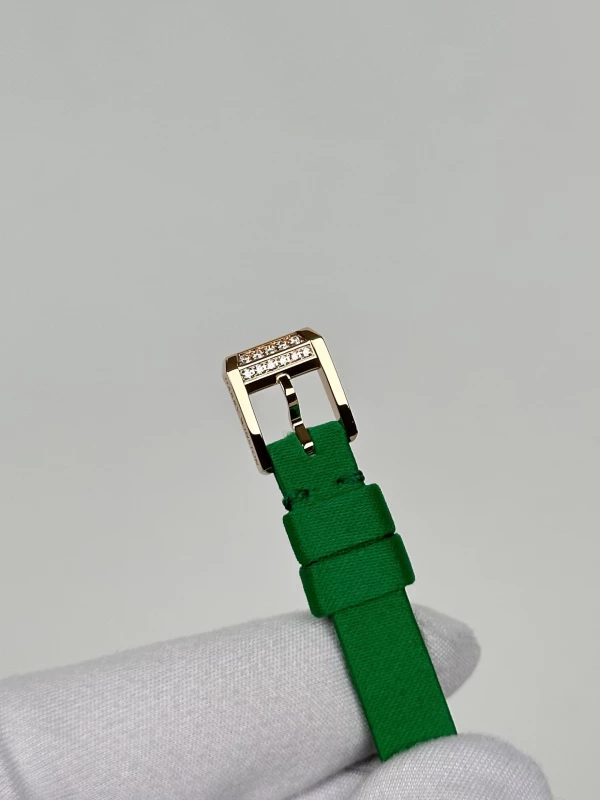 Harry Winston Emerald Quartz 24 mm EMEQHM18RR014 8