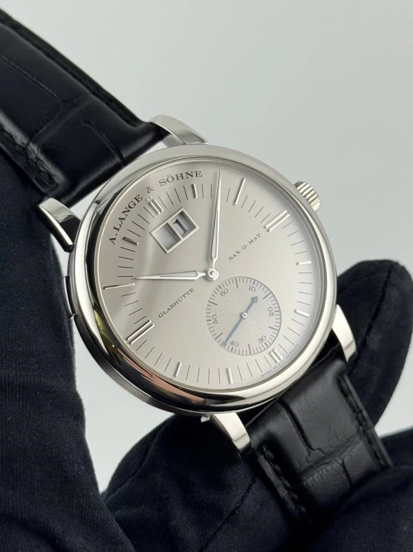 A. Lange & Sohne 308.025 3