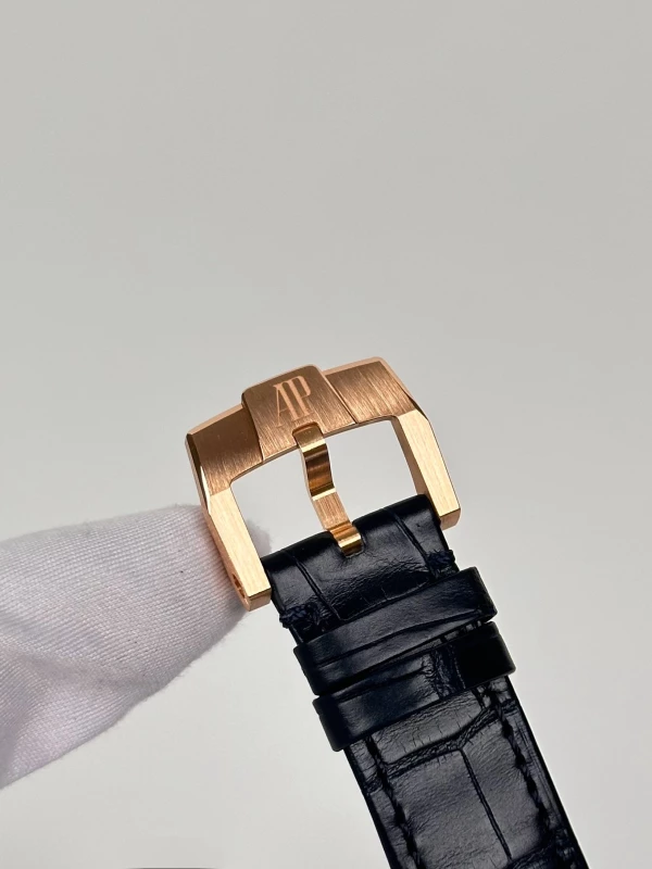 Audemars Piguet 15210OR.OO.A002KB.03 8