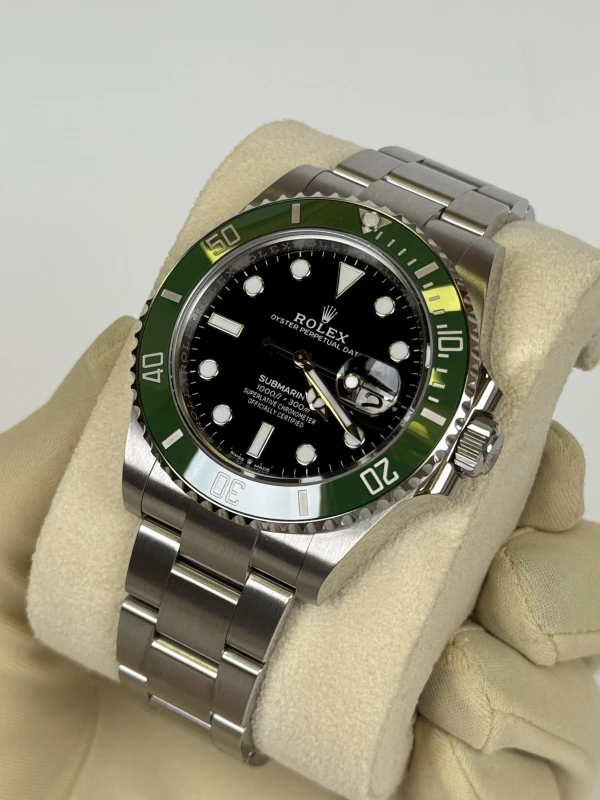 Rolex Date 41 mm Steel 126610lv-0002 3