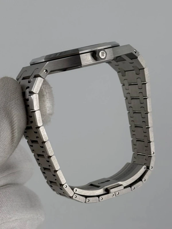 Audemars Piguet Royal Oak Jumbo Extra-Thin "50th Anniversary" 39 mm 16202ST.OO.1240ST.01 5