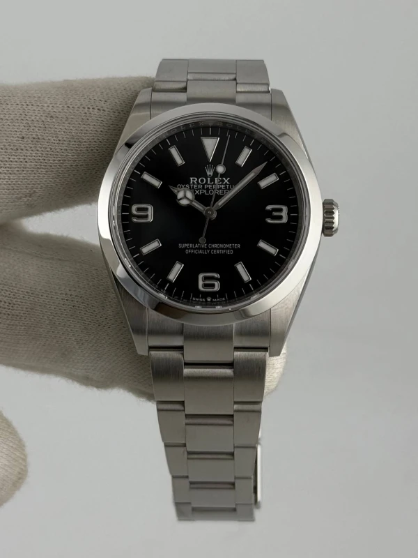 Rolex 36 mm Steel 124270-0001 2