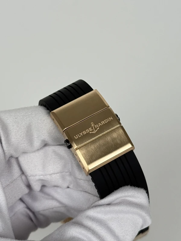 Ulysse Nardin Diver 266-10-3/92 8