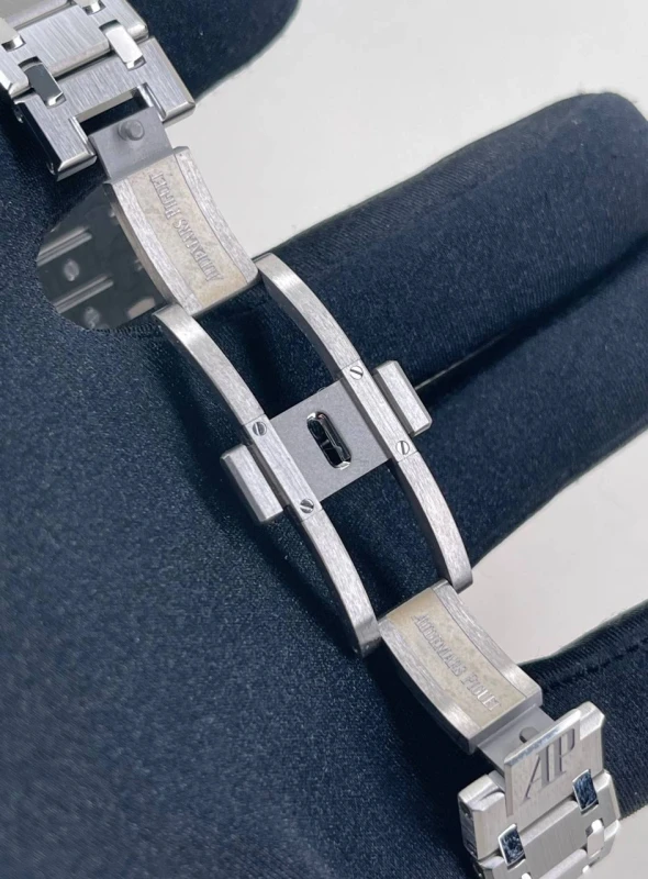 Audemars Piguet JUMBO 16202XT.OO.1240XT.01 6