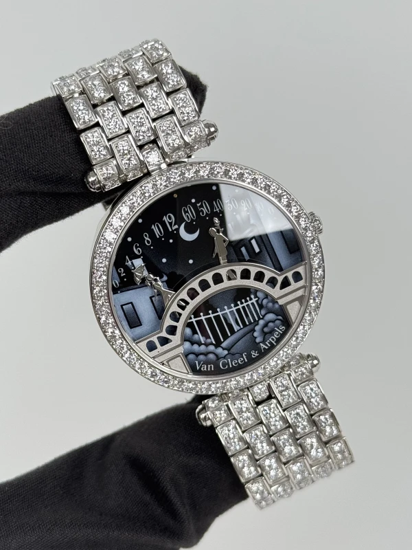 Van Cleef &amp; Arpels Lady Arpels Pont des Amoureux 38mm VCARN9VJ00 2