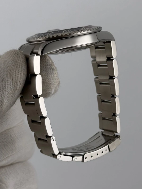 Rolex 40mm 16710 3