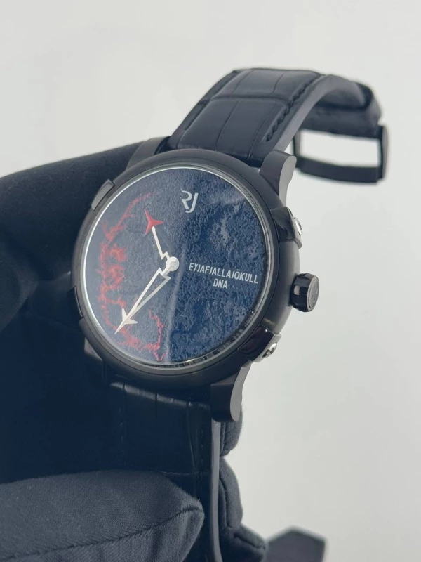 Romain Jerome Evo RJ.V.AU.003.01 3