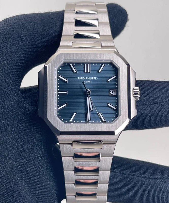 Patek Philippe 7128/1G-001 5