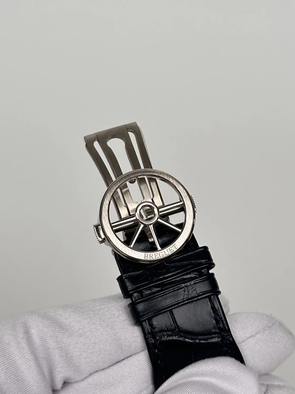 Breguet 5557 Hora Mundi 5557BB/YS/9WV 8